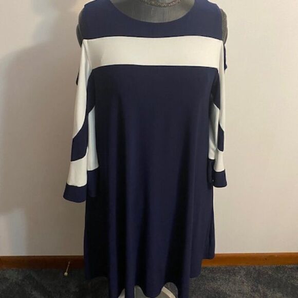 Nina Leonard Dresses & Skirts - Nina Leonard Navy Blue, White cold shoulder dress, size Meddium
